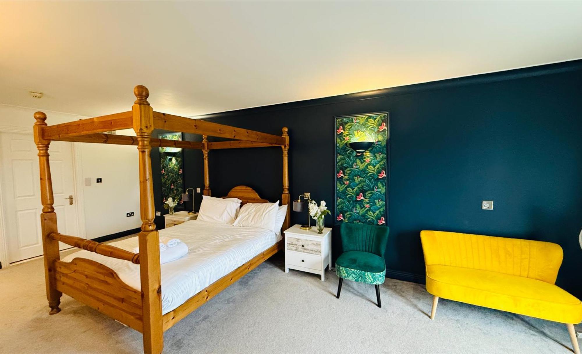 Saint Wenn Hustyns Hotel מראה חיצוני תמונה