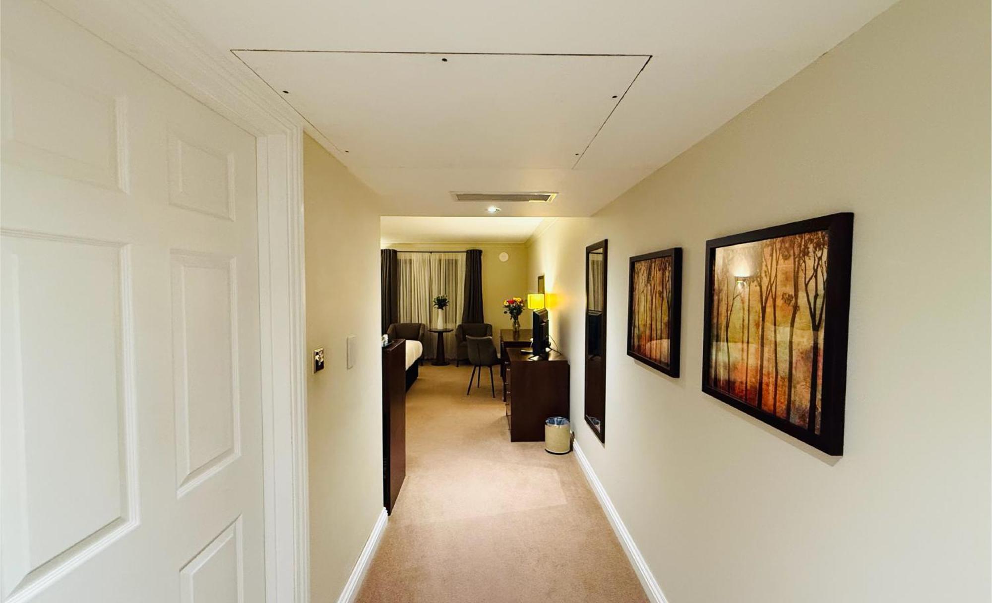 Saint Wenn Hustyns Hotel מראה חיצוני תמונה