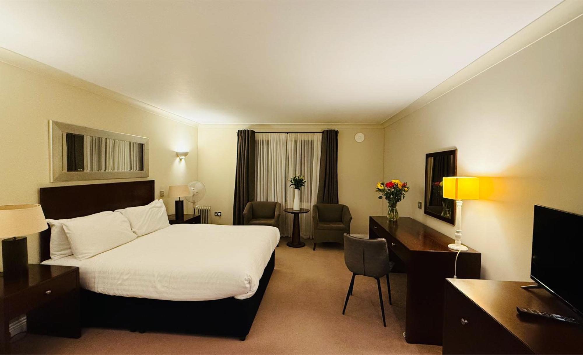 Saint Wenn Hustyns Hotel מראה חיצוני תמונה