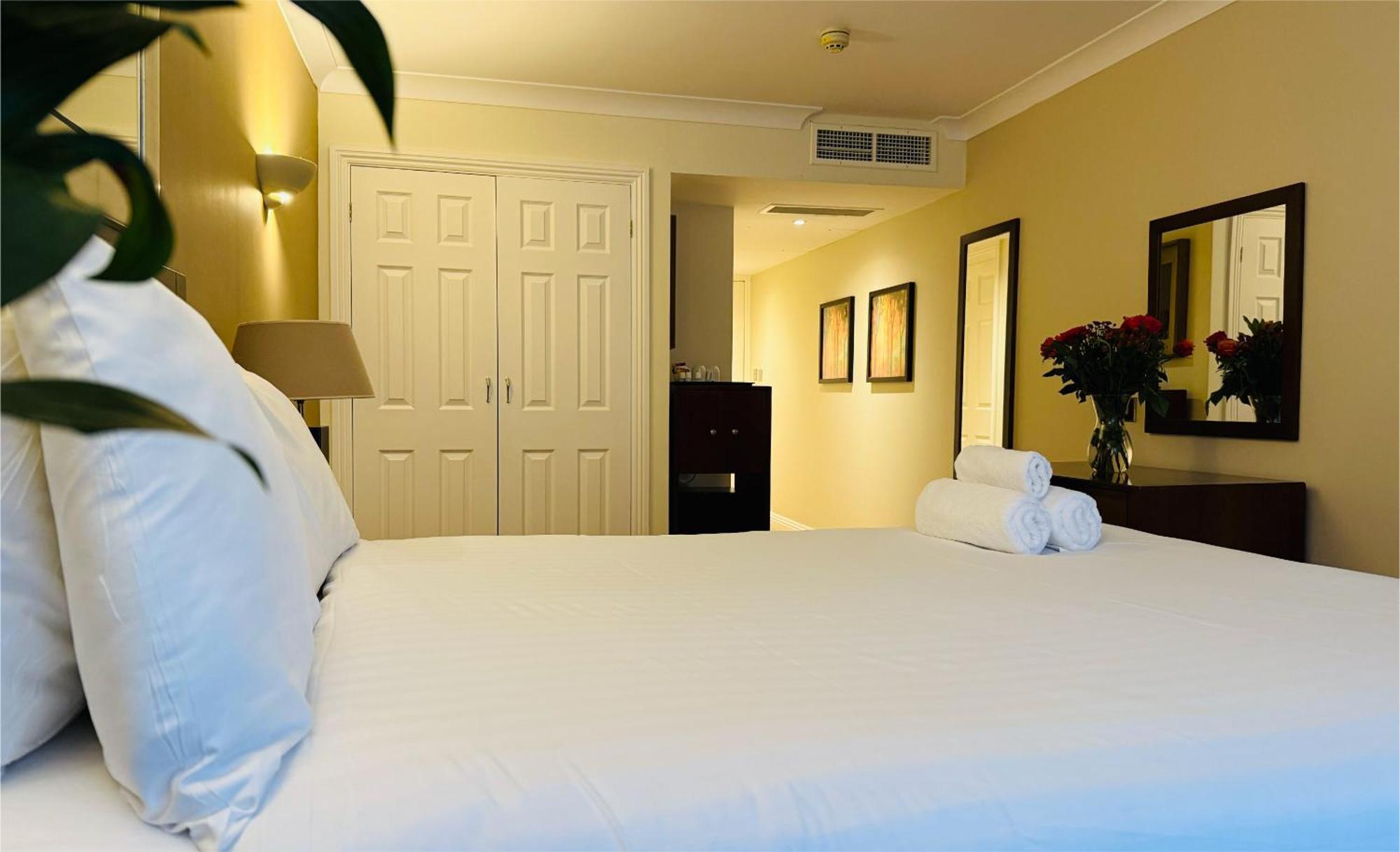 Saint Wenn Hustyns Hotel מראה חיצוני תמונה