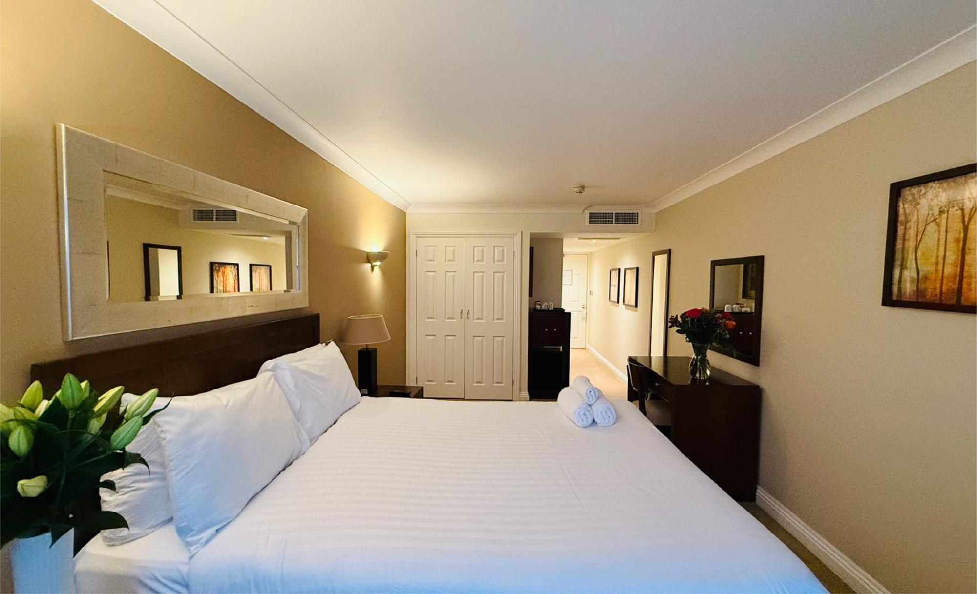 Saint Wenn Hustyns Hotel מראה חיצוני תמונה