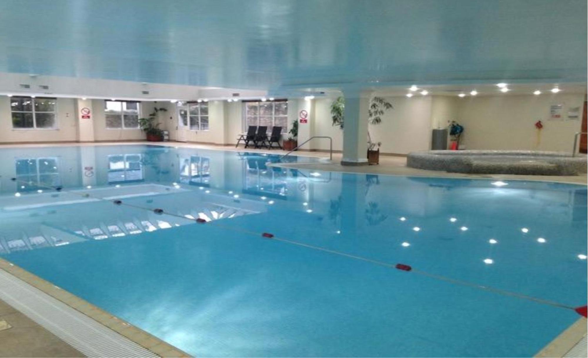 Saint Wenn Hustyns Hotel מראה חיצוני תמונה