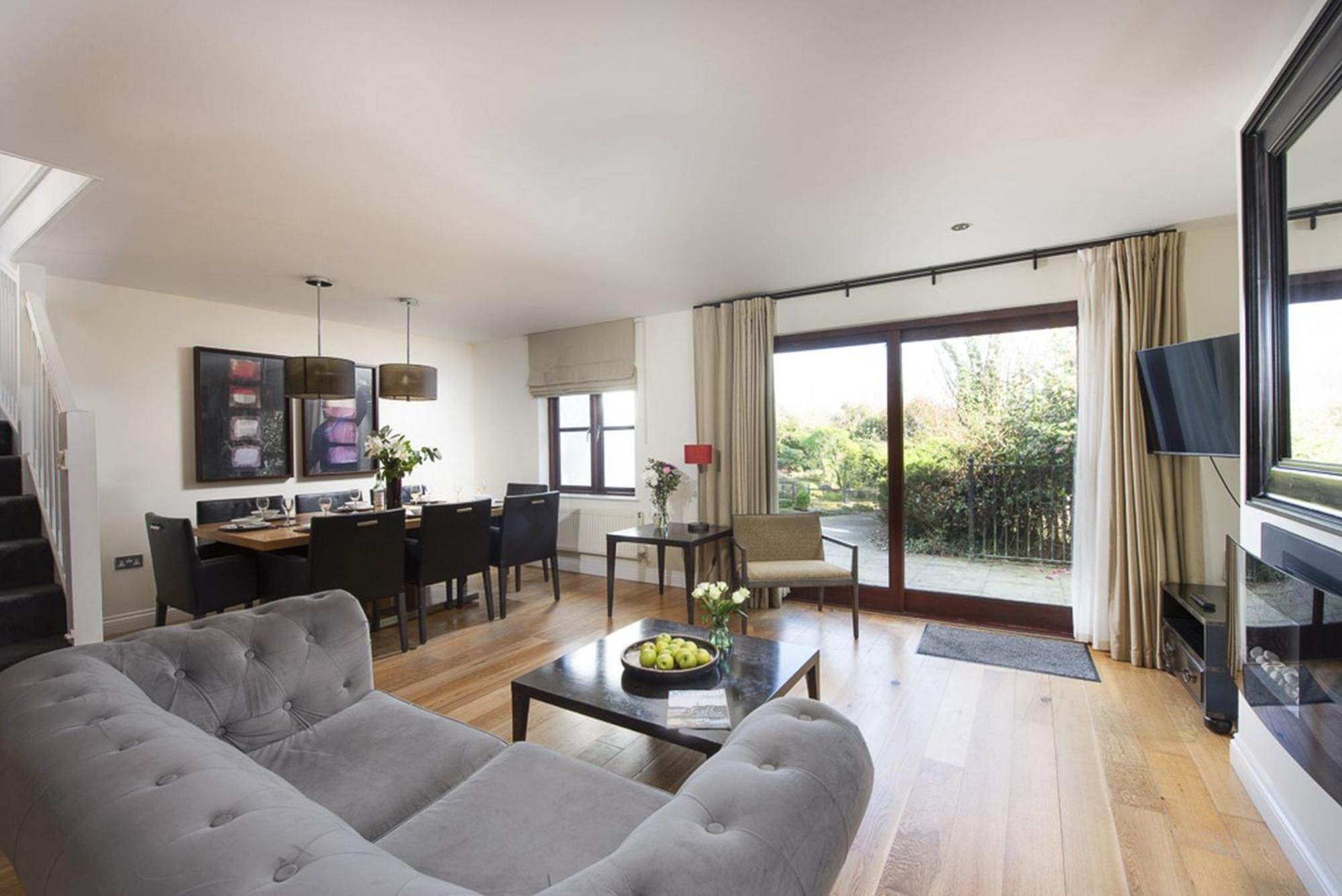 Saint Wenn Hustyns Hotel מראה חיצוני תמונה